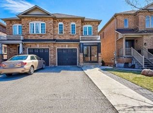 588 Dolly Bird Ln, Mississauga, ON L5W 1G7