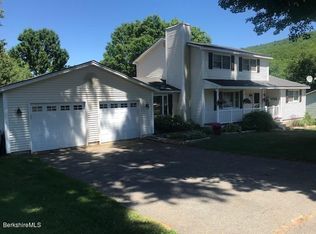 75 Yorkshire Dr, Cheshire, MA 01225