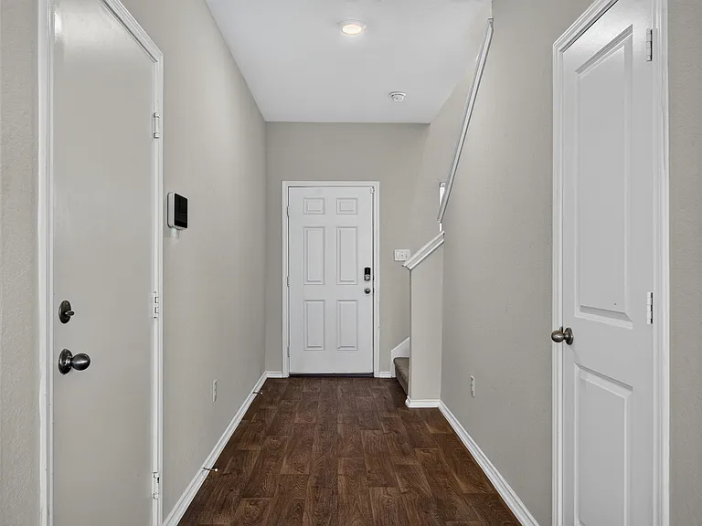 5327 Wichita Pike — Photo 4