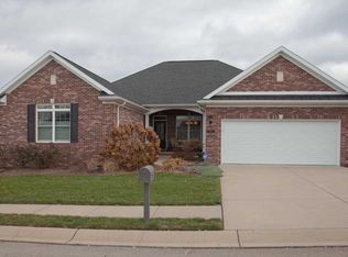 4755 Fieldcrest Place Cir, Newburgh, IN 47630