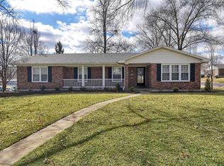 602 Meadowlark Dr, Washington, MO 63090
