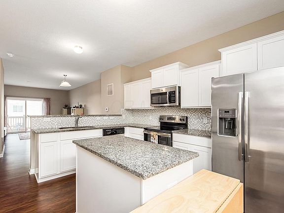 4th image of 5722 Pittsford Dr