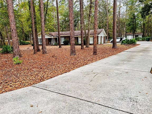 2nd image of 803 Kings Rd