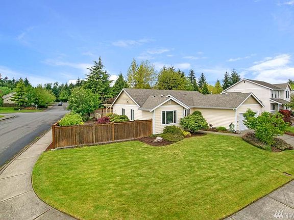 4th image of 16528 135th Ave E