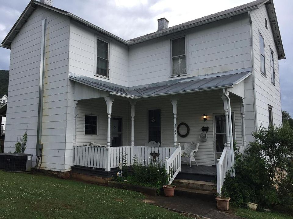 1st image of 2238 Birch Ave
