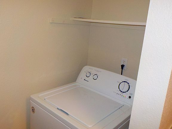 5th image of 4915 SW Greensboro Way APT 250
