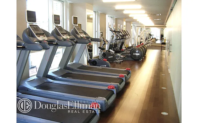 Rented by Douglas Elliman | media 37