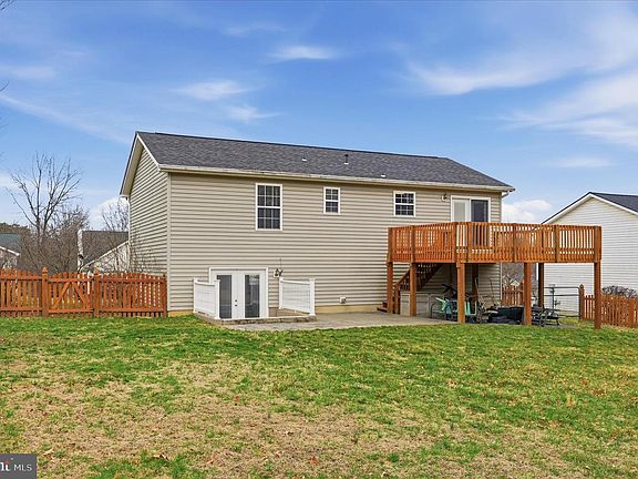 2nd image of 206 Scarlet Oak Dr