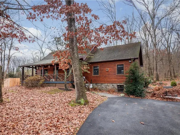 2616 Deep Creek Rd, Green Lane, PA 18054