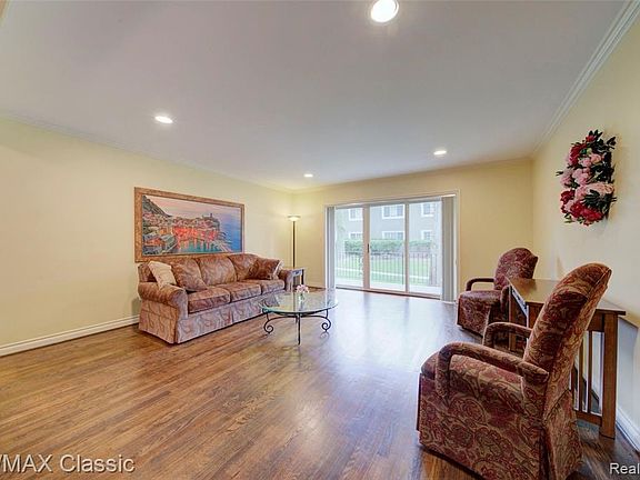 2nd image of 1113 N Old Woodward Ave Unit 29