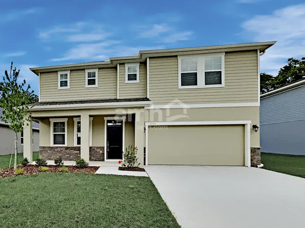 2705 Wilder Meadows Ln, Plant City, FL 33566