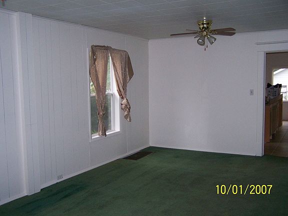 4th image of 208 E Lincoln Ave