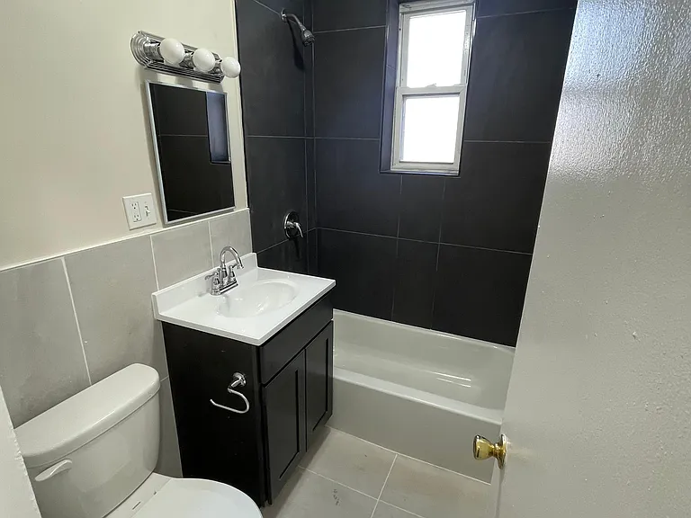 103 Chancellor Ave #37B — Photo 5