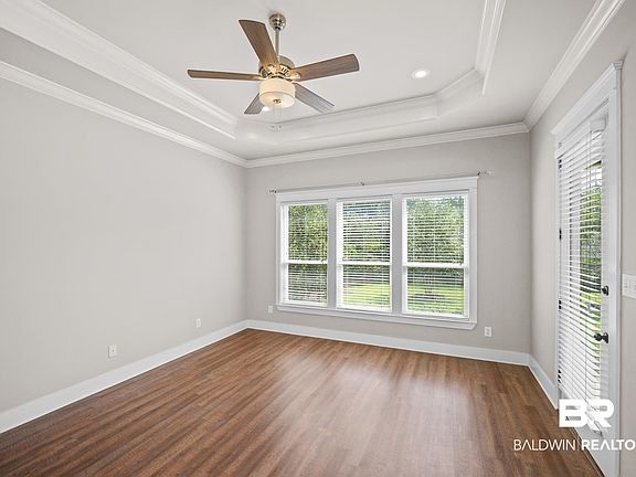 4th image of 11699 Arlington Blvd