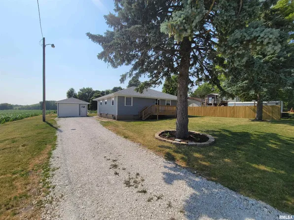 315 S Hickory St, Toluca, IL 61369