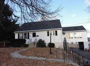 5 Orchard St, Rensselaer, NY 12144