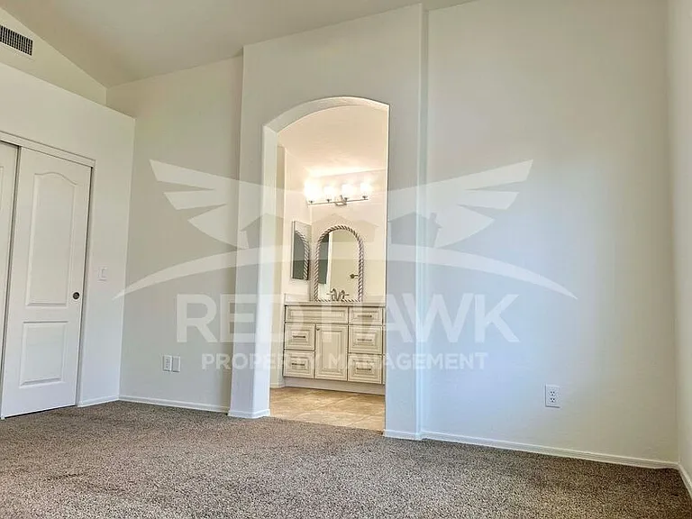 4900 W Harrison St — Photo 11