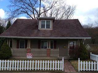 135 State St, Charleroi, PA 15022