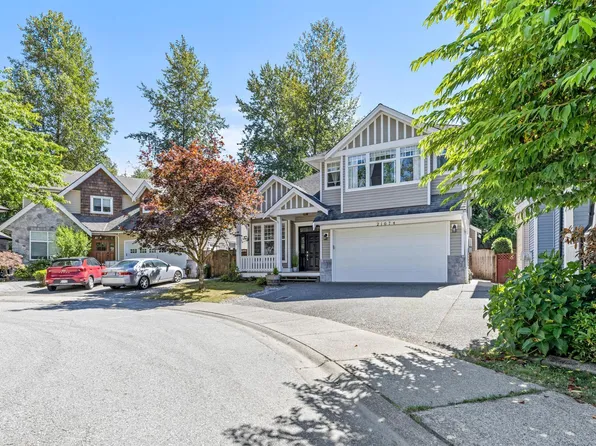 21674 93rd Ave, Langley, BC V1M 4E1