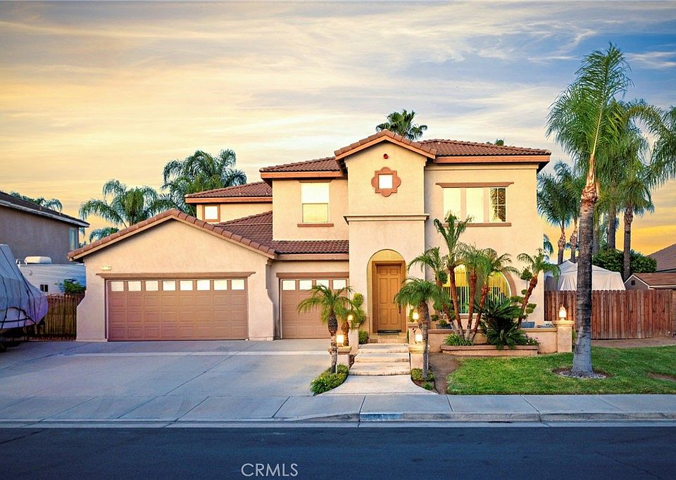 1st image of 36854 Montfleury Ln