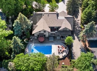 5201 Blake Rd S, Edina, MN 55436