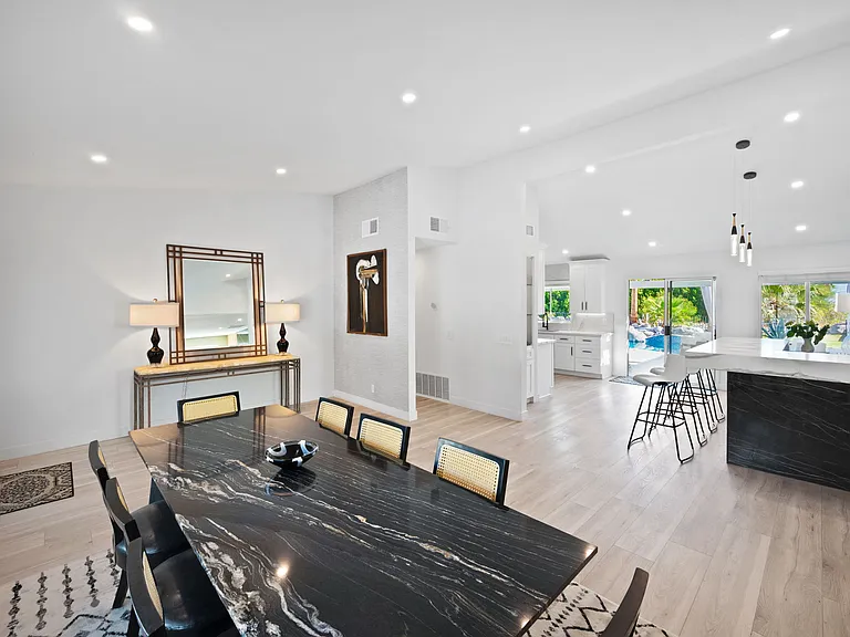 2380 N Leonard Rd — Photo 12