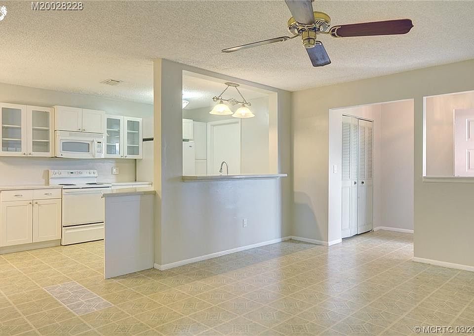 1st image of 4003 NW Cinnamon Tree Cir