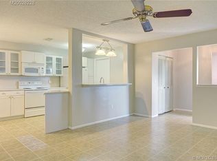 4003 NW Cinnamon Tree Cir, Jensen Beach, FL 34957