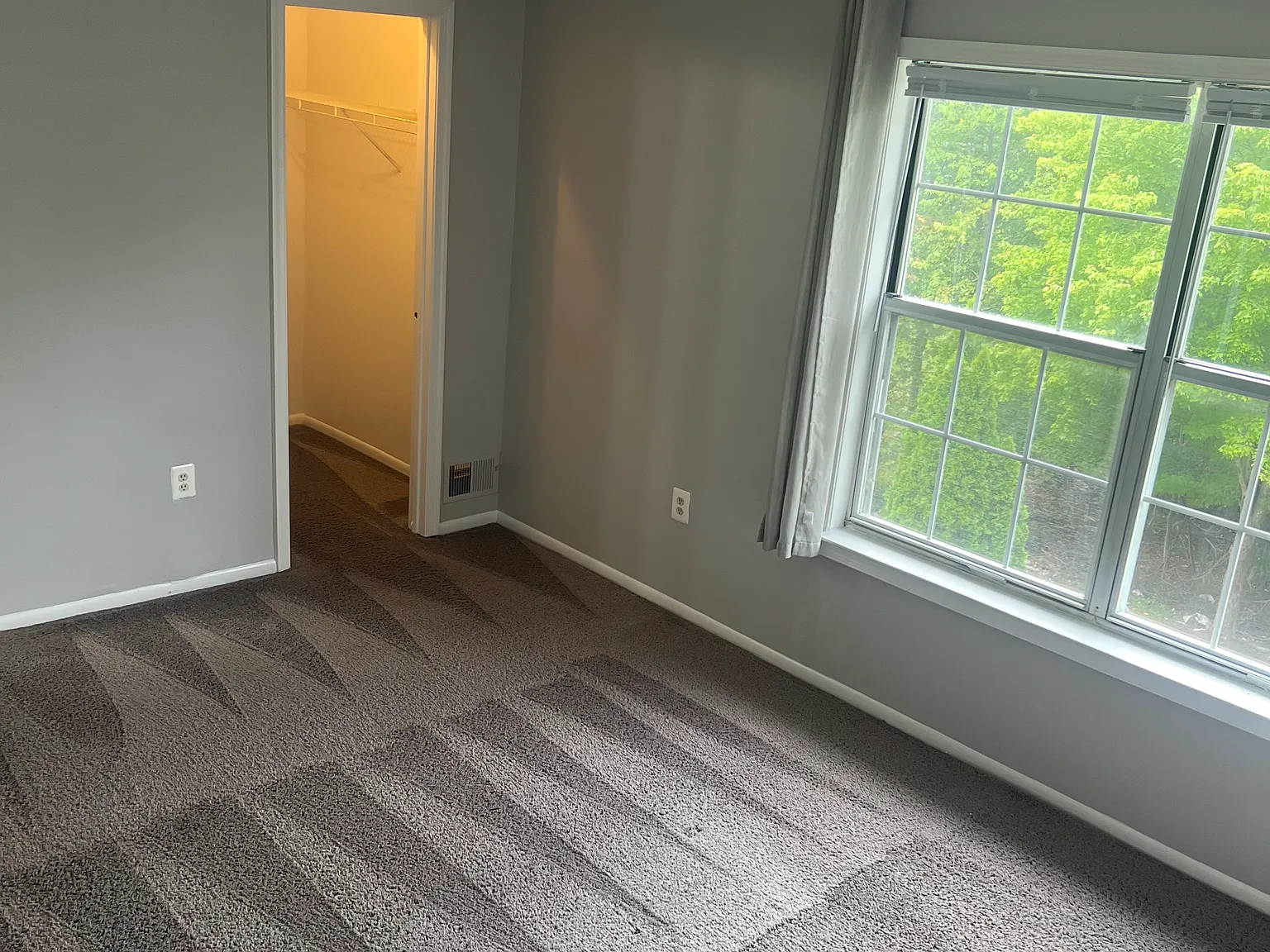 S Hil Mar Cir, District Heights — Photo 2