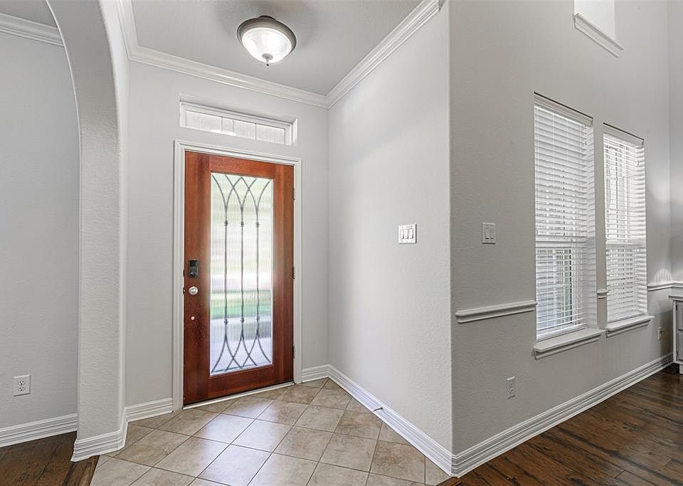 1st image of 10307 Goodmanville Ct