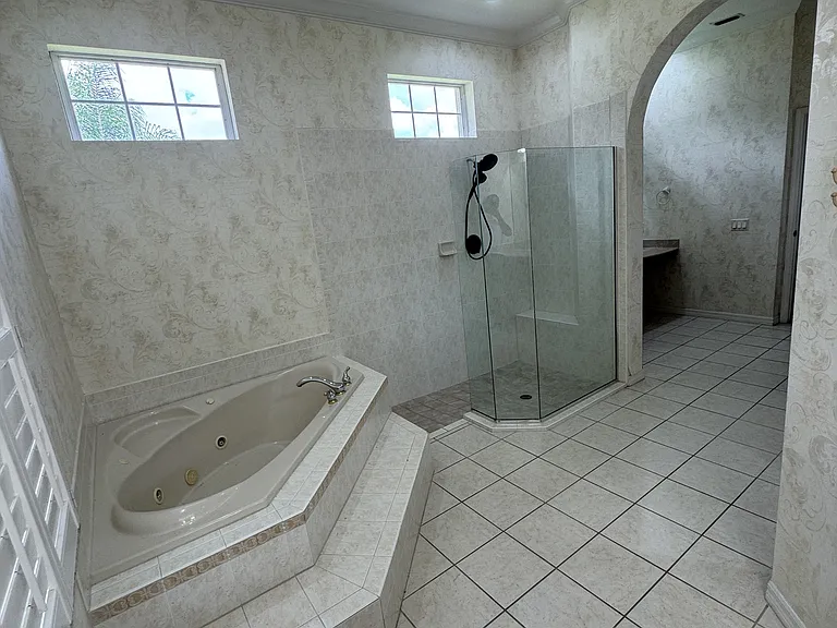 10084 Cherry Hills Avenue Cir — Photo 27