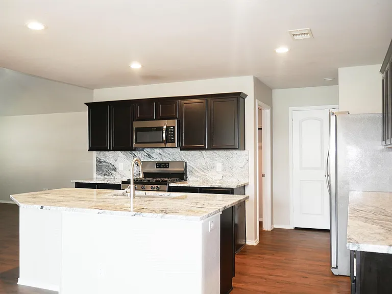 13918 Nicolet Arbor Ln — Photo 7