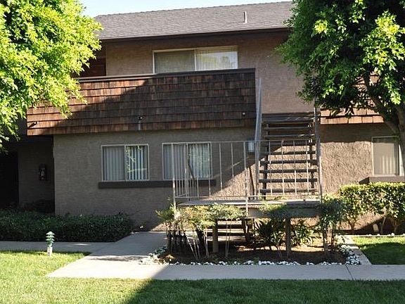 4th image of 131 N Barranca Ave #0wk5j319t