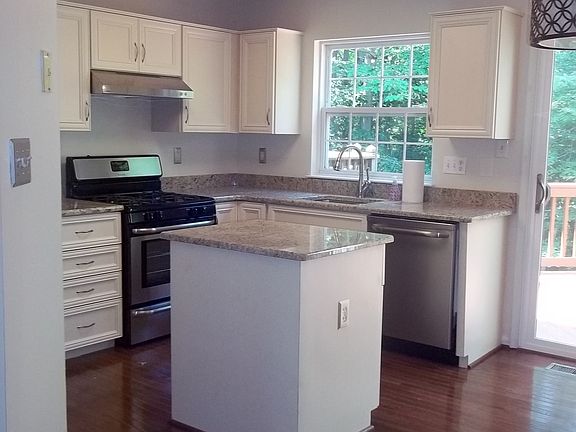 8322 full kitchen_07202015