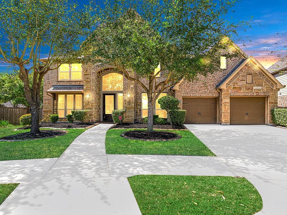1st image of 27703 Lodgemist Ct