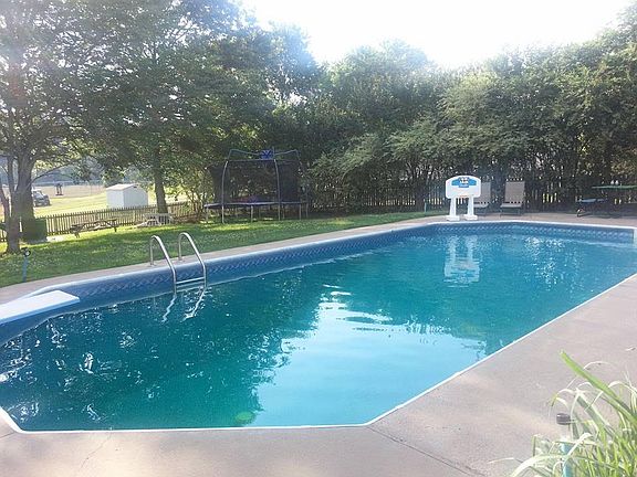 5th image of 1180 Willow Bend Dr