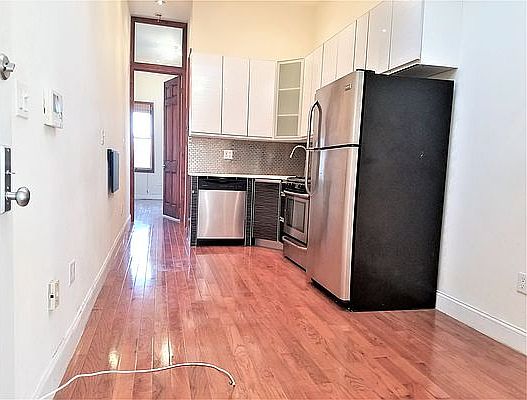 1st image of 28 Scholes St APT 3L