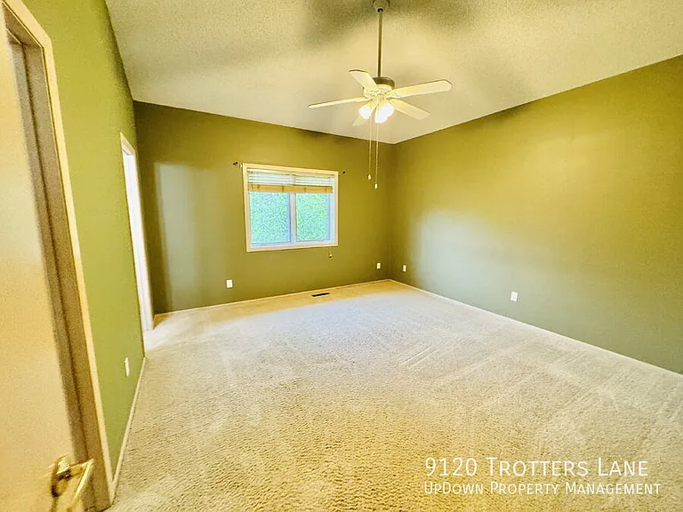9120 Trotters Ln — Photo 22