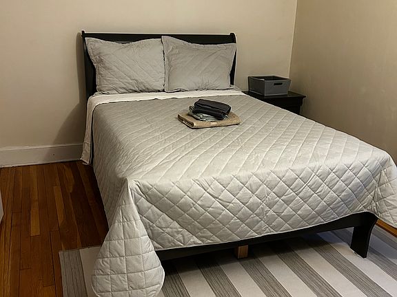 2nd image of 12.5 Parsons St