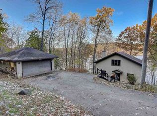 N3583 Tipperary Rd, Poynette, WI 53955