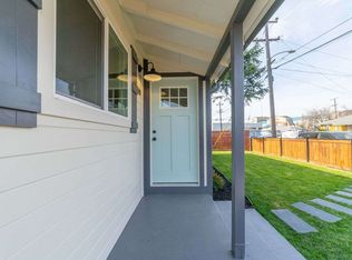 208 Makin Rd, Oakland, CA 94603