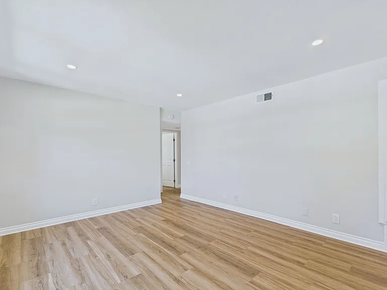 lar535 — Photo 3