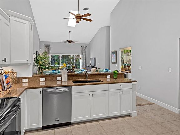 5th image of 15197 Harbour Isle Dr