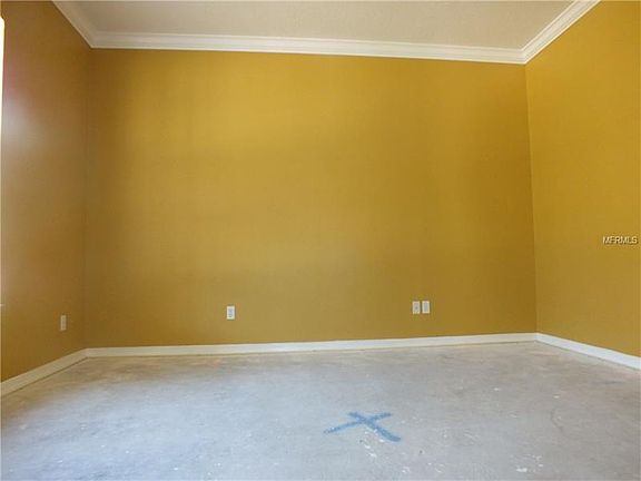 4th image of 3602 Oakwood Dr