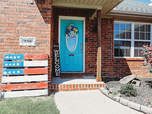 2nd image of 530 Tamarron Dr