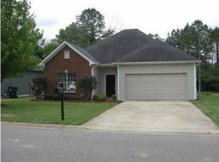 8601 Dover Dr, Leeds, AL 35094