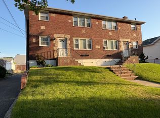 142 Coale Ave FL 2, Staten Island, NY 10314