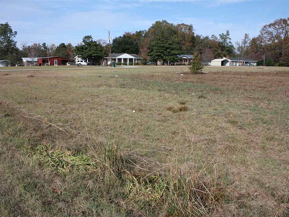 2nd image of 418 White Oak Dr
