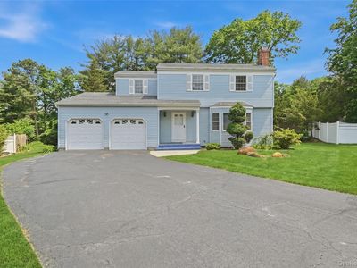 19 Sherwood Court, Ronkonkoma, NY, 11779