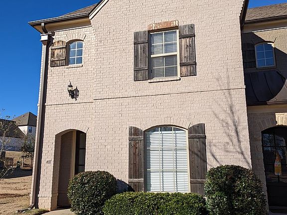 4th image of 103 Farm View Dr #401